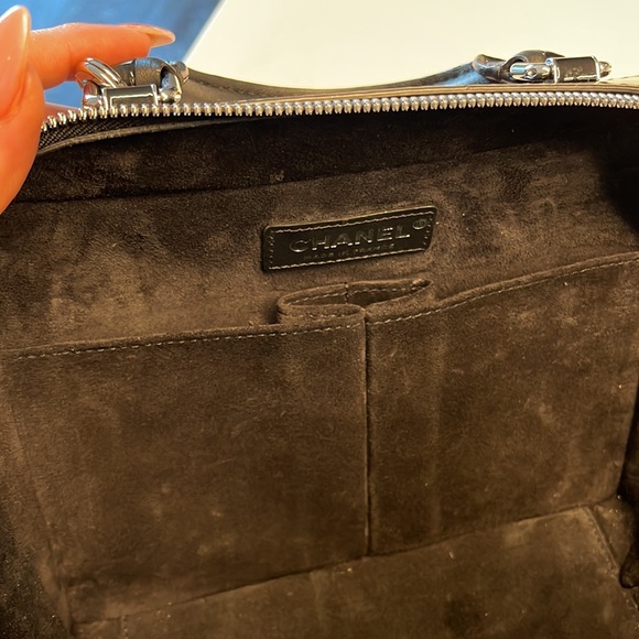 Chanel Vanity Bag With Strap Limited Edition - Picture 9 of 16